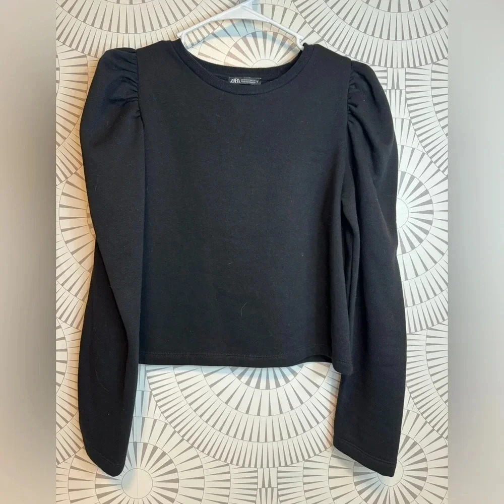ZARA Women’s‎ Sweatshirt Medium